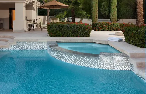 Swimming Pool Tile Ideas