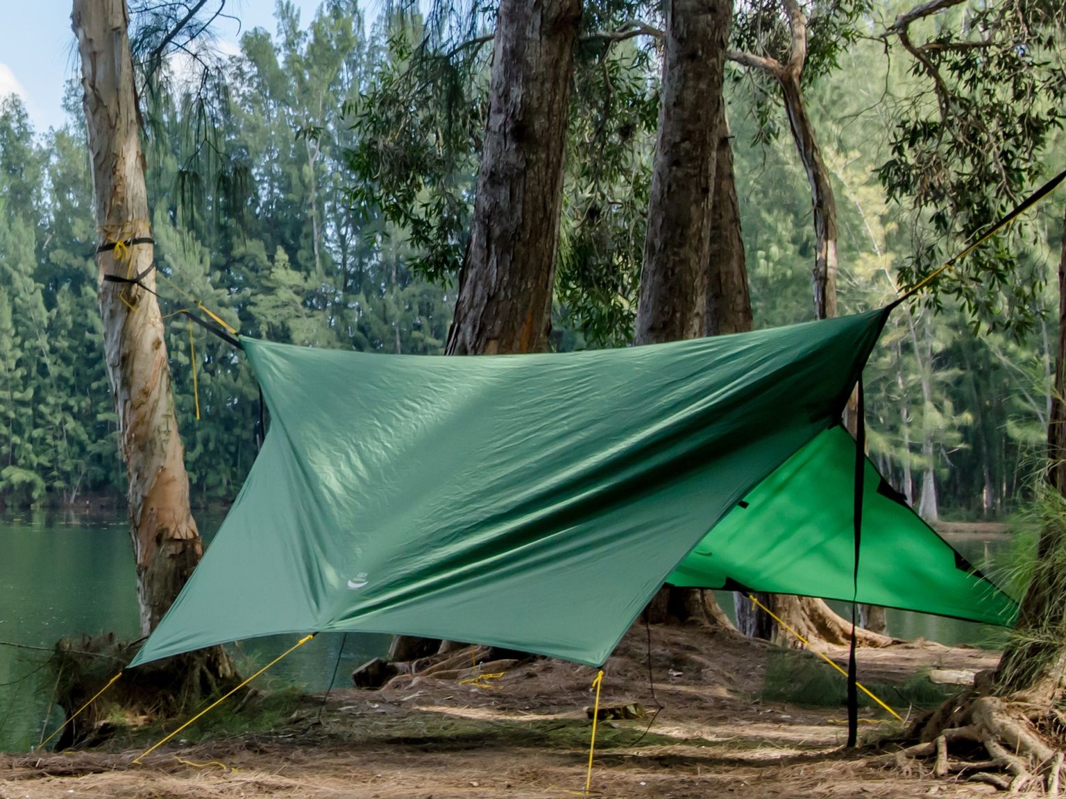 How to Protect Your Belongings from Any Weather with Tarpaulins
