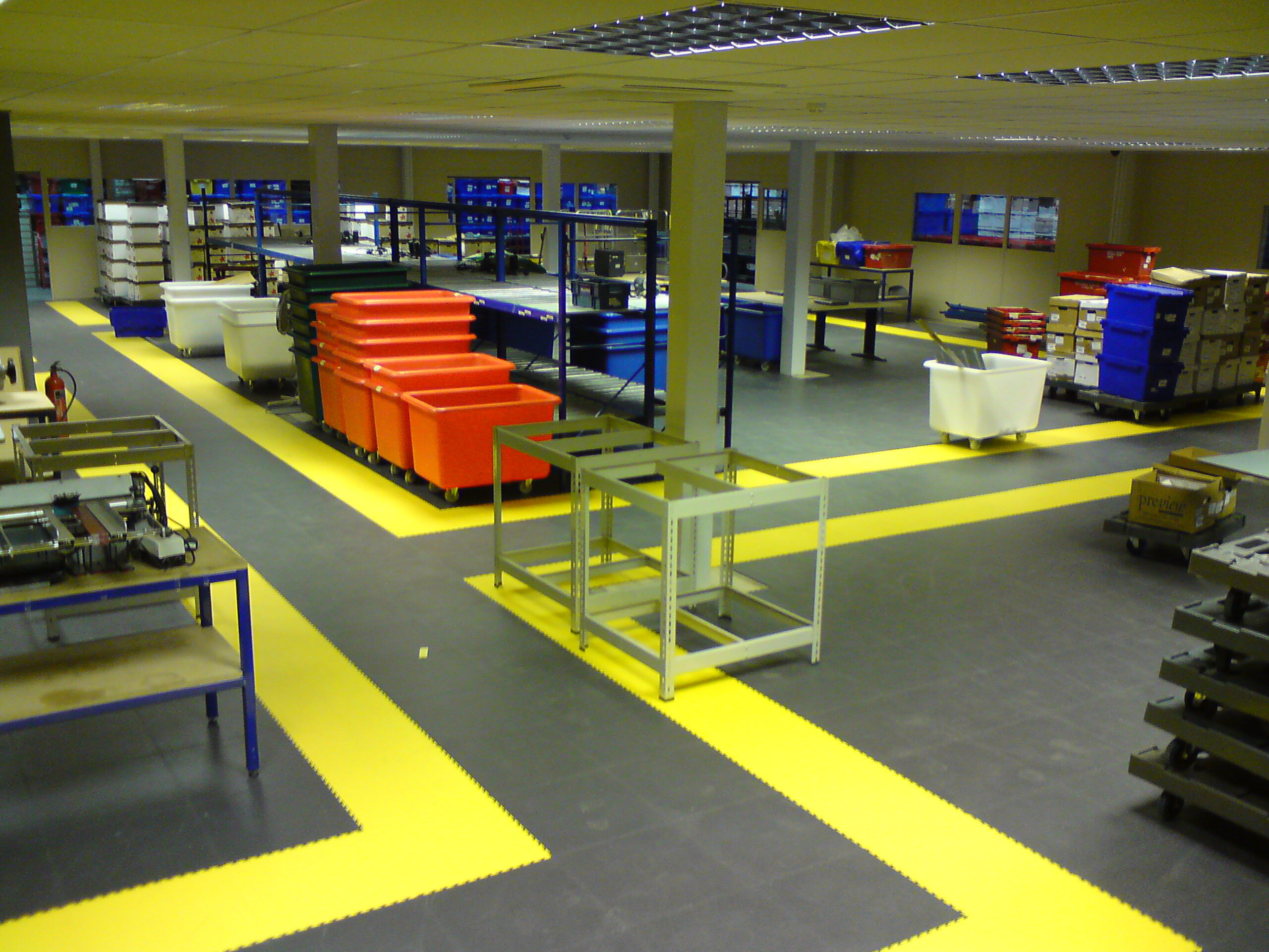 PVC Warehouse Floor Tiles