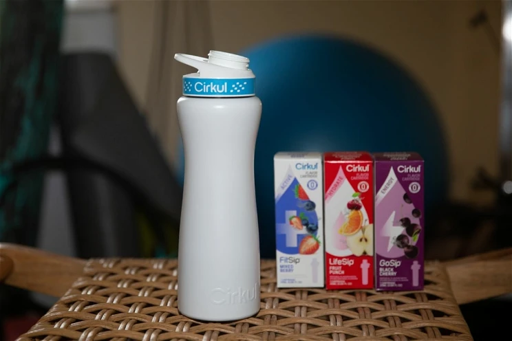 Cirkul Water Bottle: Your Customizable Hydration Companion