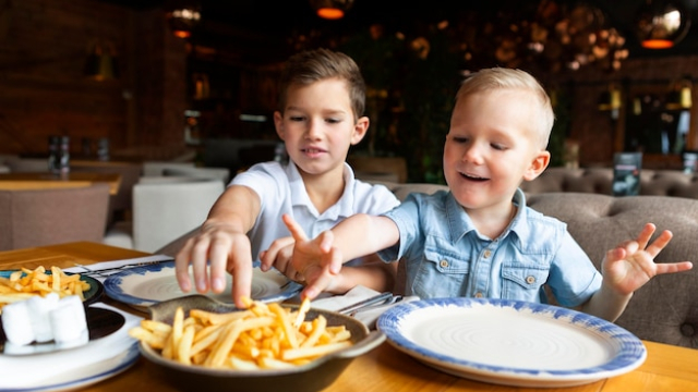 The Ultimate Guide to Family Dining: Choosing the Perfect Kid-Friendly Restaurant