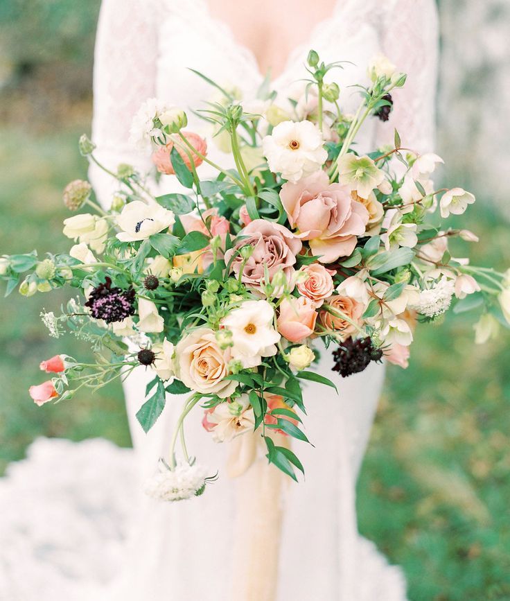 Best Flowers to Make a Stunning Bridal Bouquet